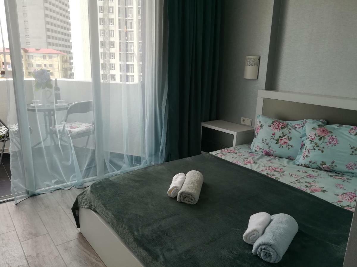 Apartament In Real Pealce In บาทูมิ ภายนอก รูปภาพ