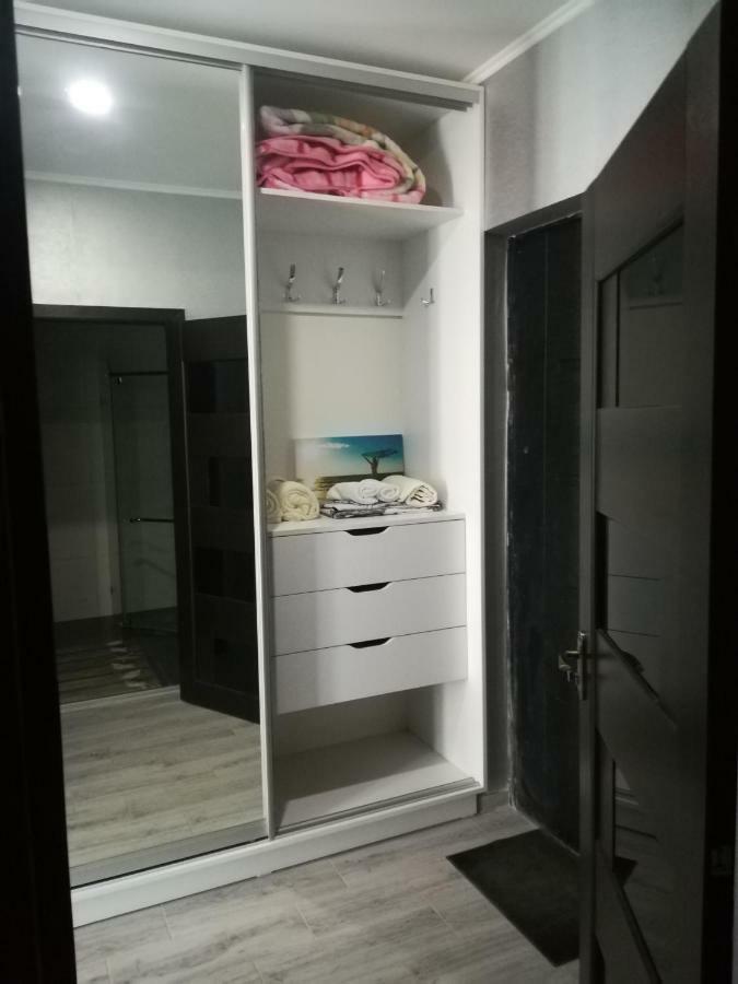 Apartament In Real Pealce In บาทูมิ ภายนอก รูปภาพ